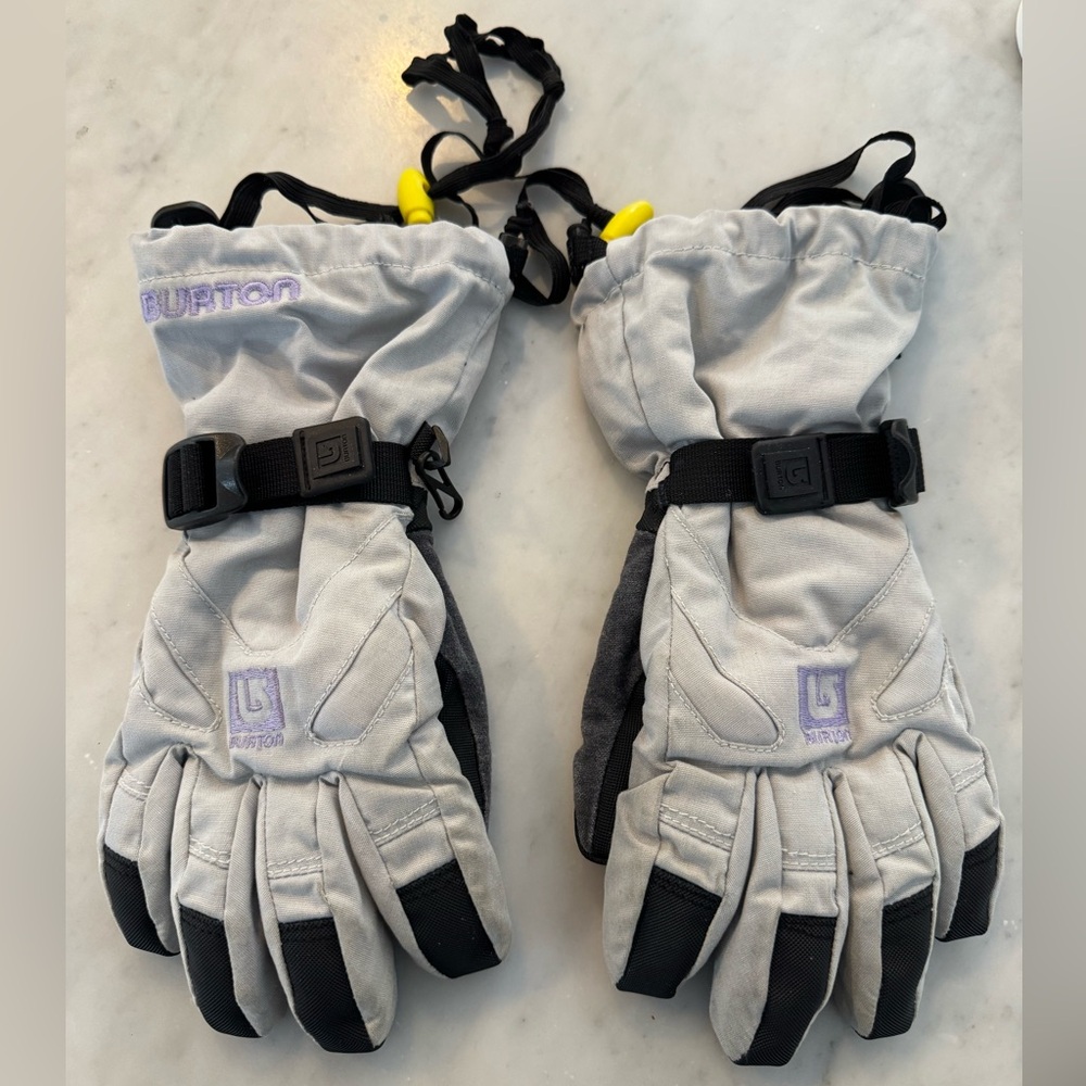 Burton Youth Light Gray and Black Snow Gloves